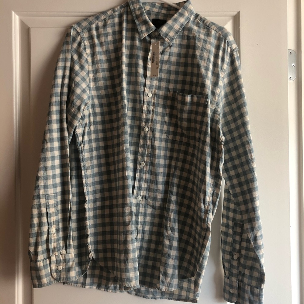 Men’s dress shirt